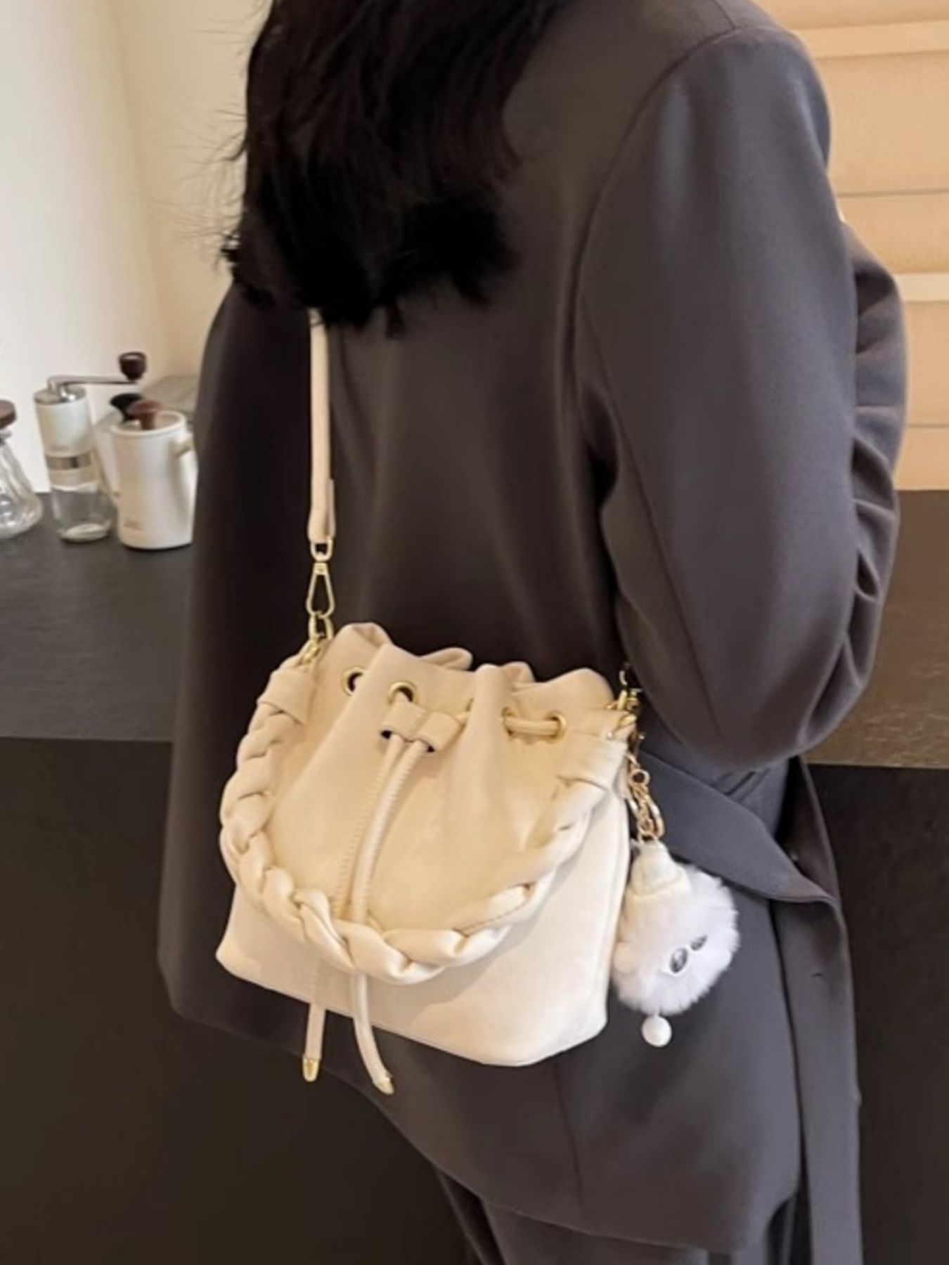 6a3d3b28-9476-4f29-aee2-f4c39f152203-Max