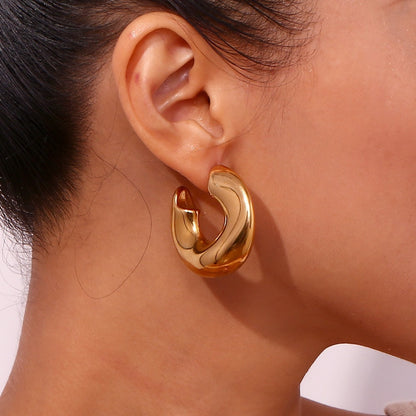 Simple High Grade Hollow Earrings
